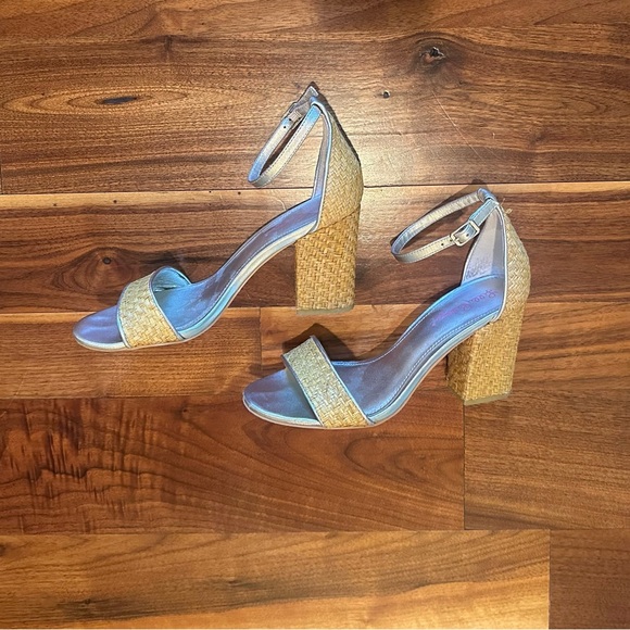 Lilly Pulitzer Amber Lynn Straw Heels; Size 7.5 - Picture 6 of 11